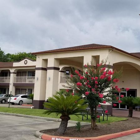 בומונט Homebridge Inn And Suites מראה חיצוני תמונה