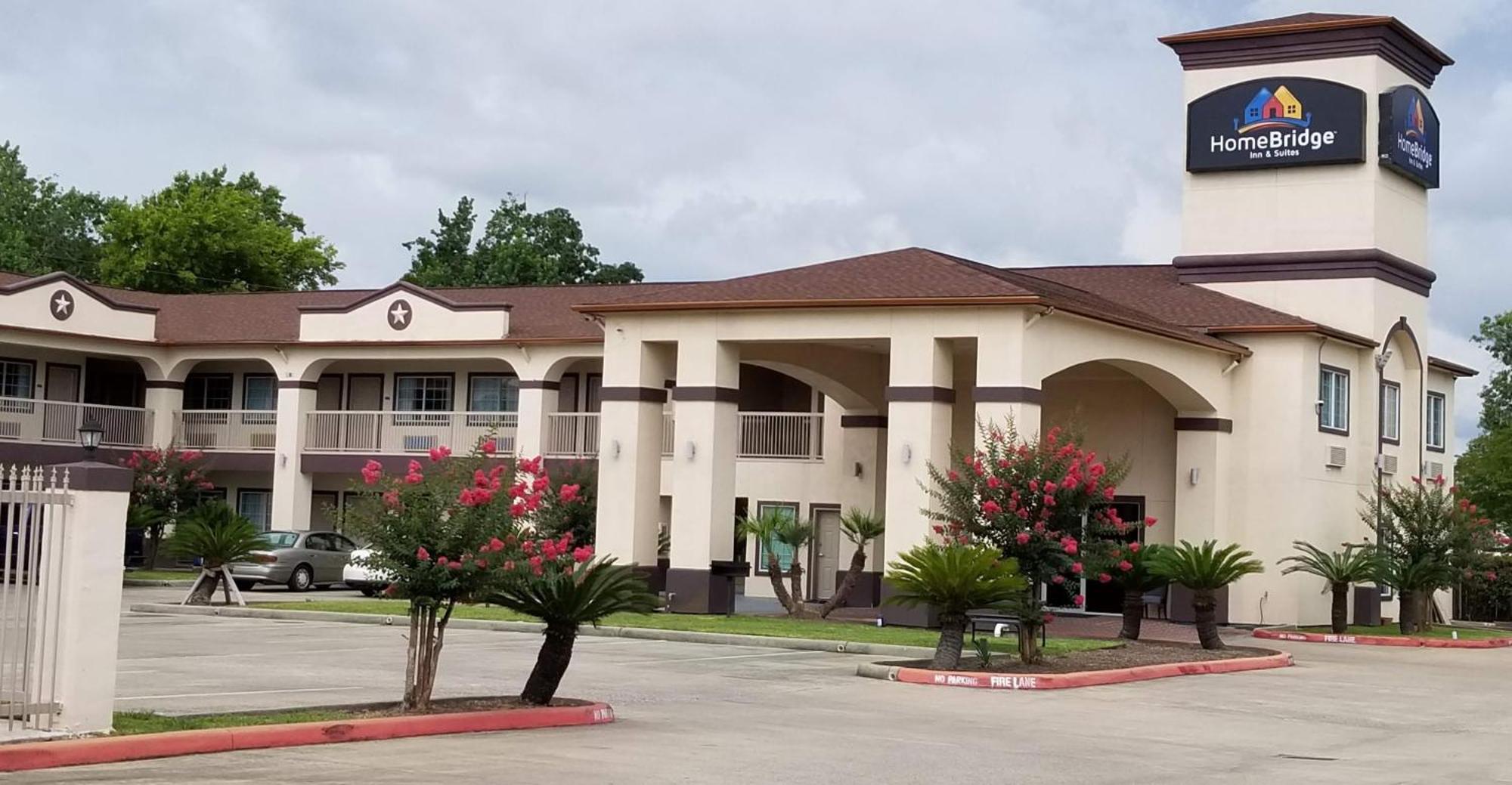 בומונט Homebridge Inn And Suites מראה חיצוני תמונה